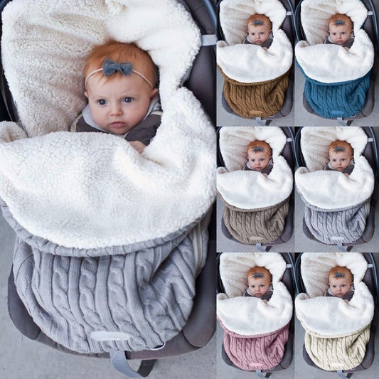 Warm and Cozy Baby Fleece-Lined Sleeping Bag: Perfect for Winter Strolls