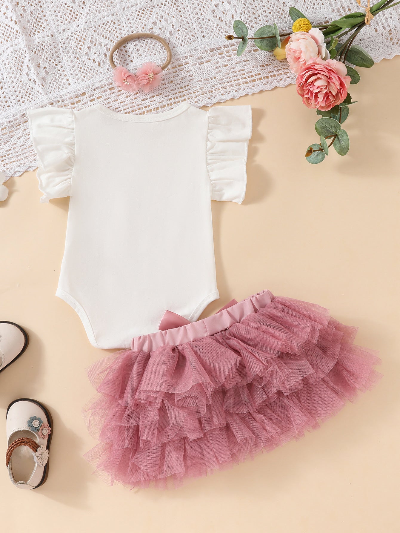 Trendy Girls' Fashion Ruffled Sleeve Letter Printed Romper with Tulle Ruffled Skirt and Headband: Stylish and Adorable!